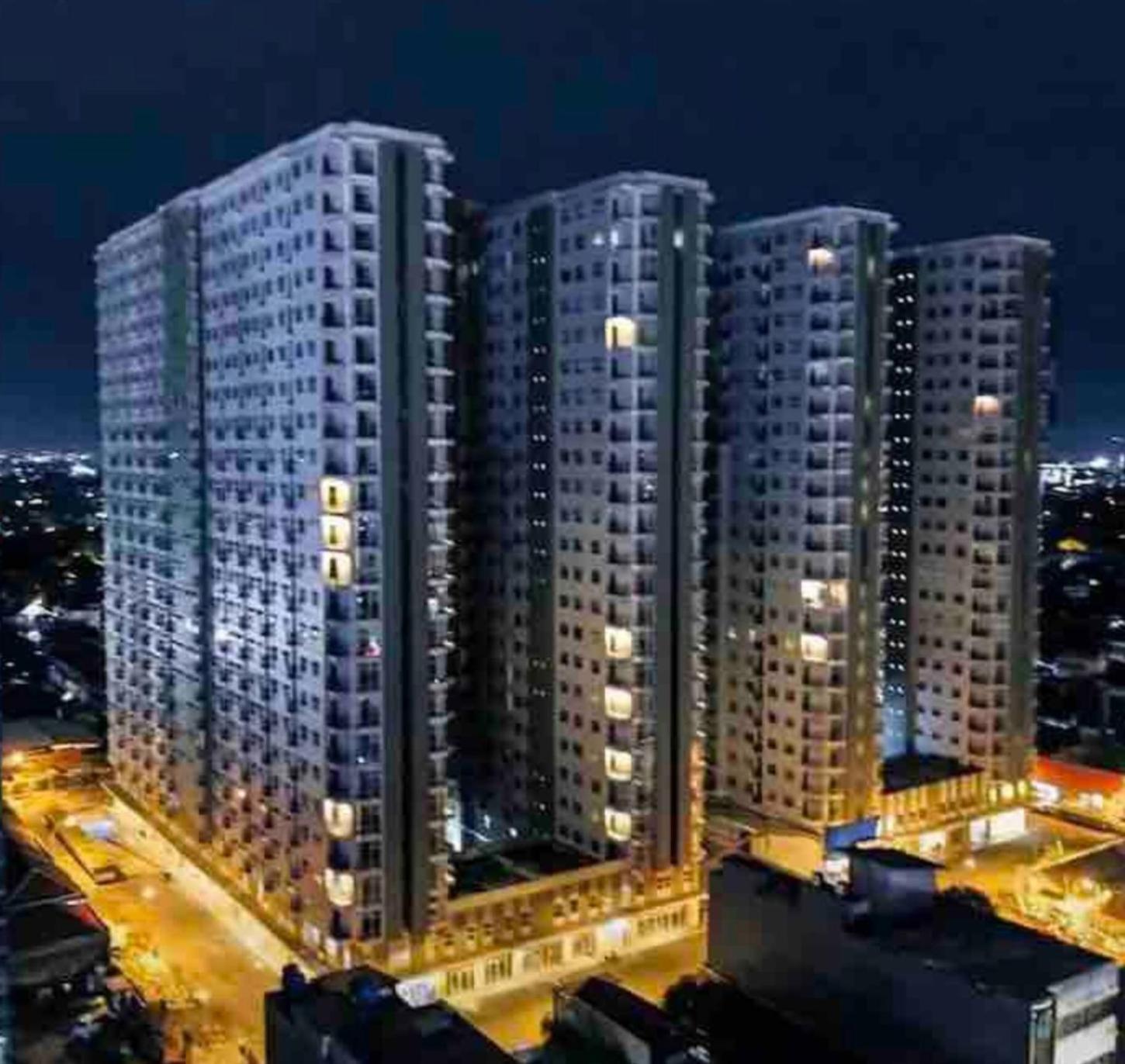Apartement Grand Asia Afrika Bandung by House Of Tofi Bagian luar foto